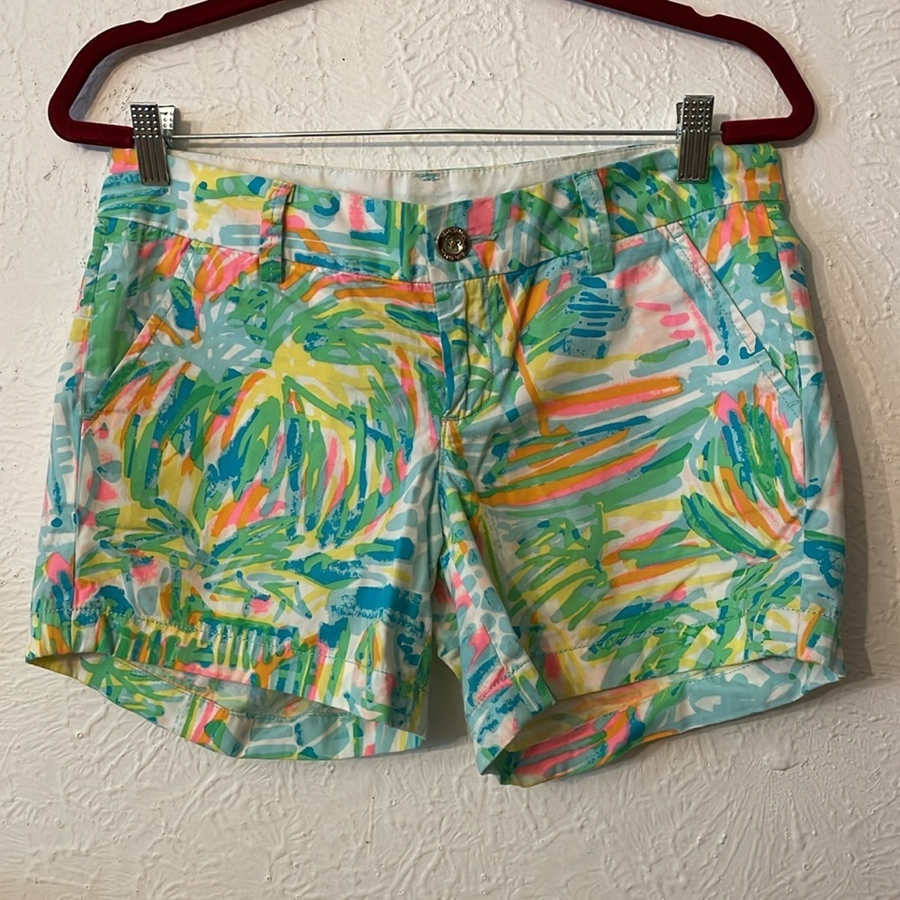 Lilly Pulitzer Multicolor Abstract Print The Callahan Short 5” Inseam Size 2